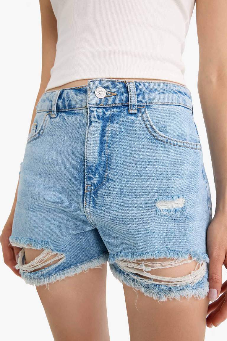 Yüksek Bel Paça Ucu Kesik Jean Şort
