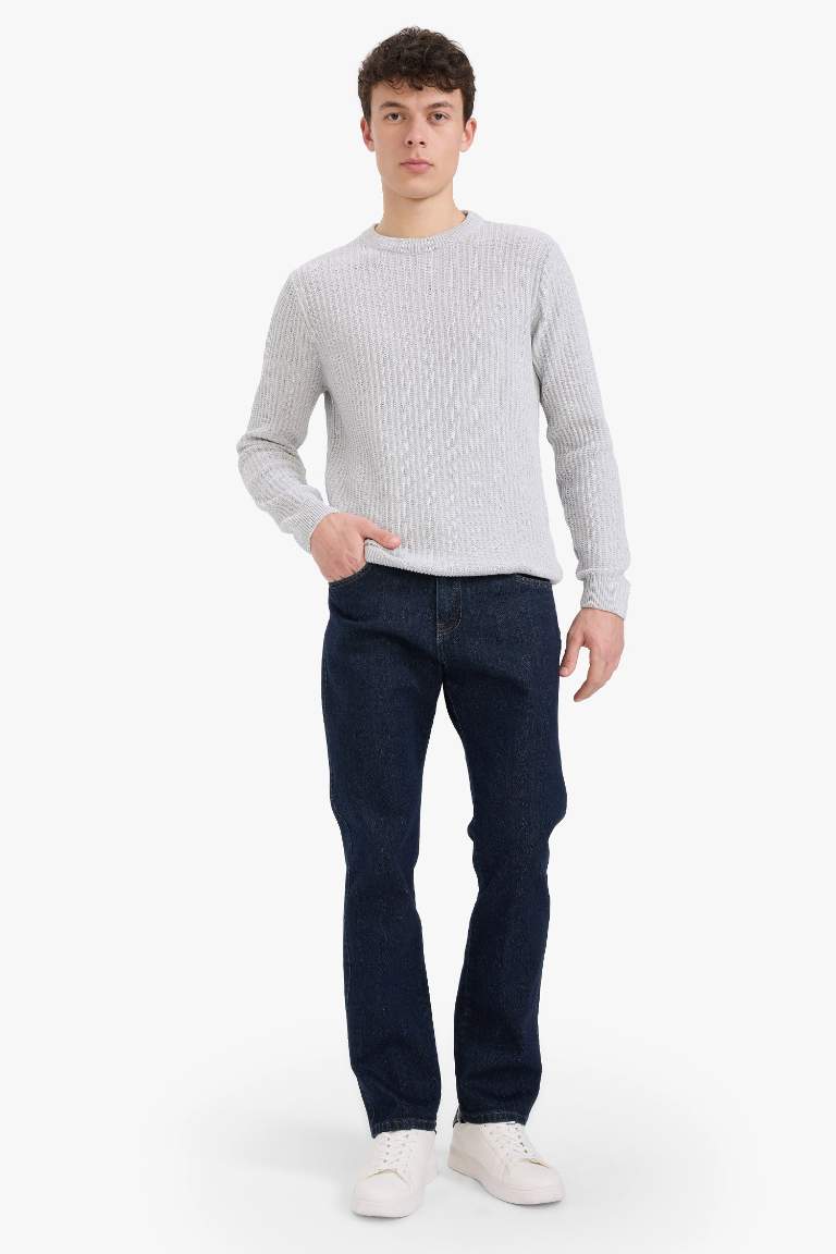 Standart Fit Bisiklet Yaka Basic Dokulu Triko Kazak