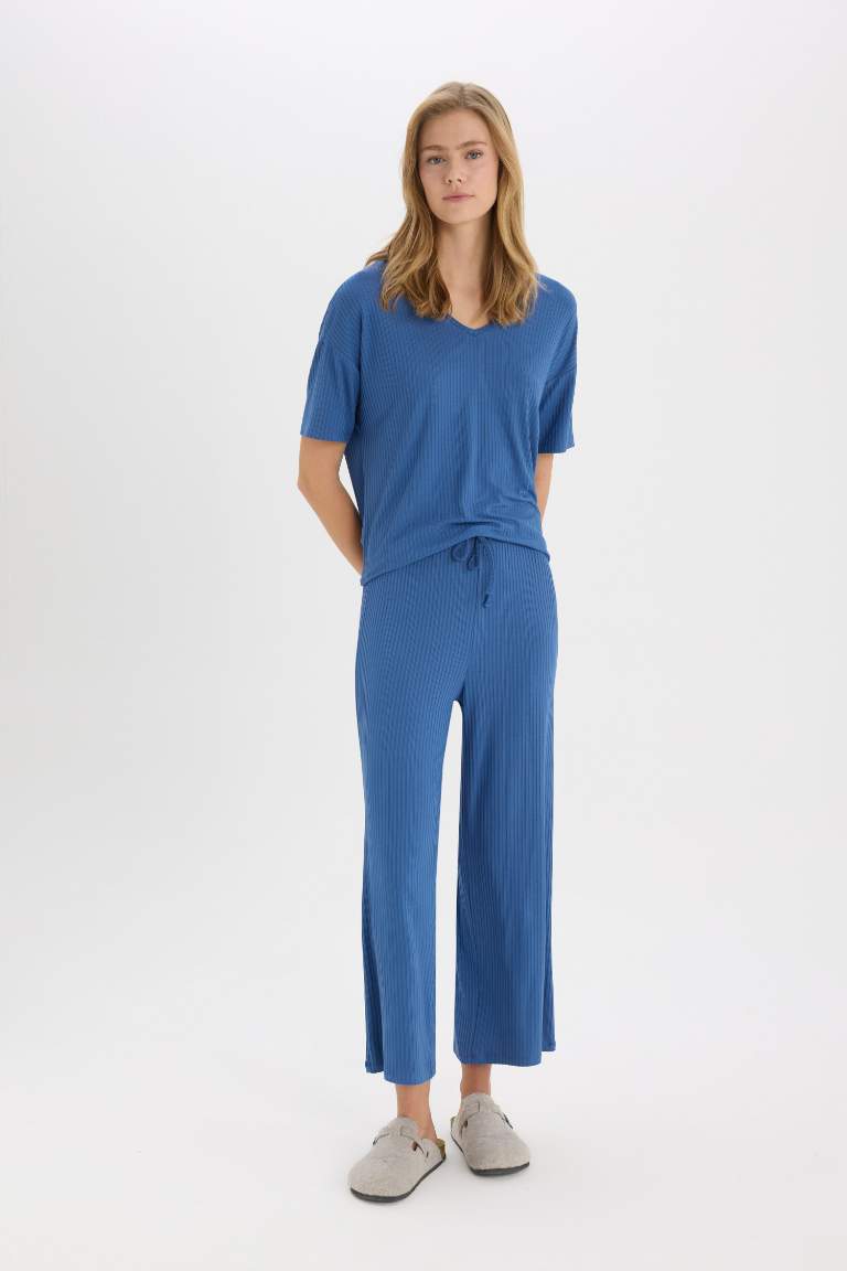 Fall in Love Ribbed Camisole Top Capri 2 Piece Pajama Set