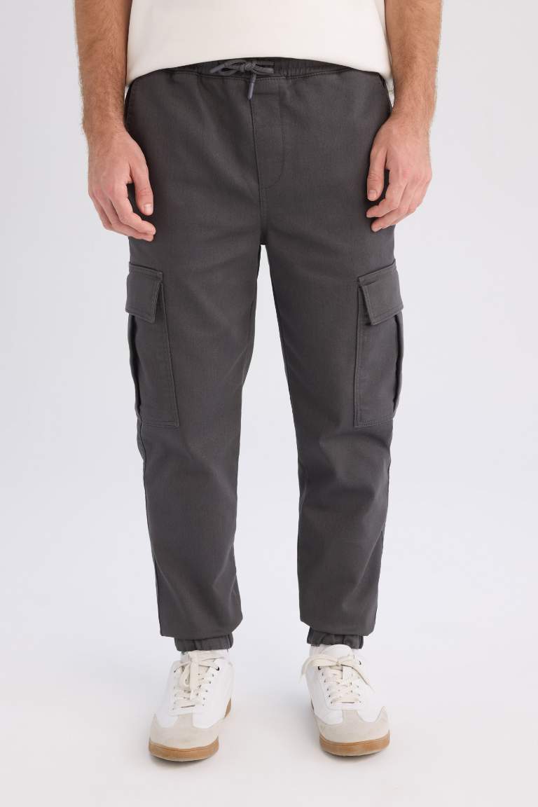 Regular Waist Laced Textured Jogger Cargo Pants