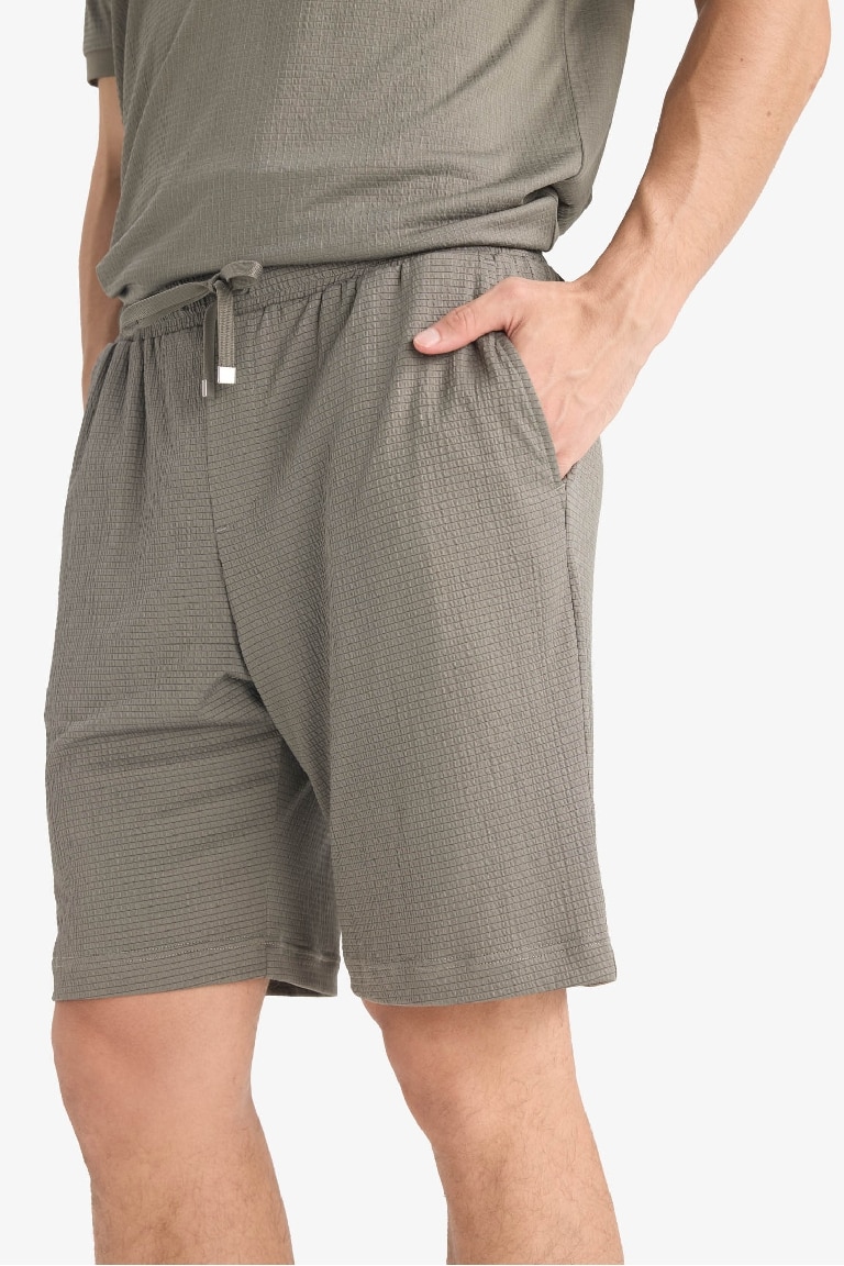 Regular Fit Her Yöne Esneyen Krinkıl Bermuda Şort