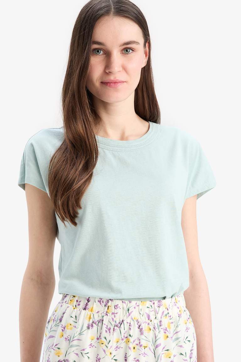 Traditional Crew Neck Flamy Cotton T-Shirt