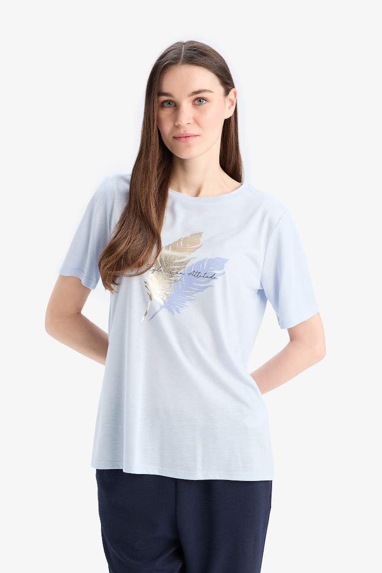 Traditional Regular Fit Embroidered T-Shirt