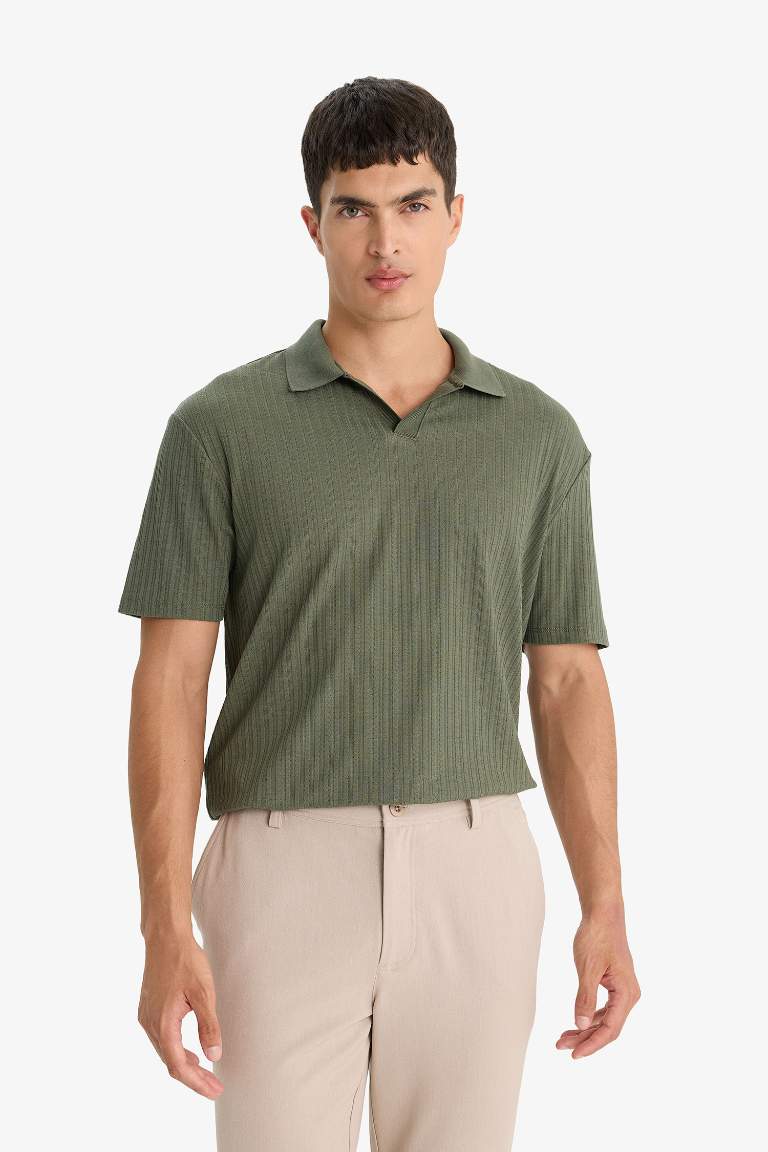 Regular Fit Krinkıl Dikey Dokulu Hafif Kumaş Polo Yaka Kısa Kollu Tişört
