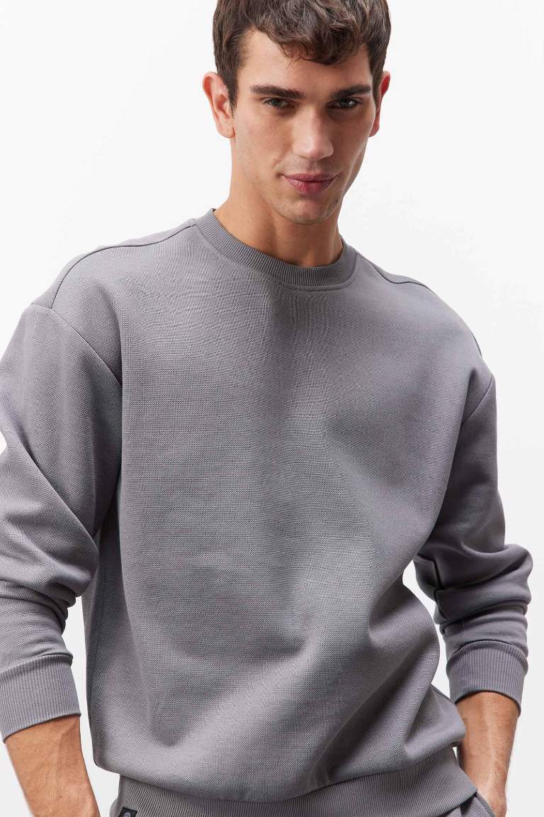 Boxy Fit Crew Neck Basic Pique Sweatshirt