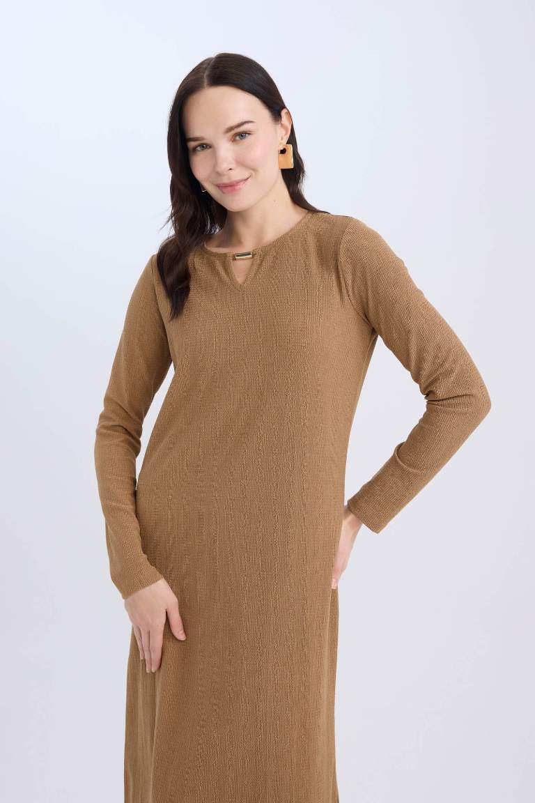 Crew Neck Basic Crepe Long Sleeve Maxi Dress