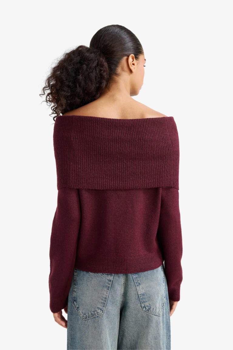 Pull en tricot à épaules dénudées Coupe régulière