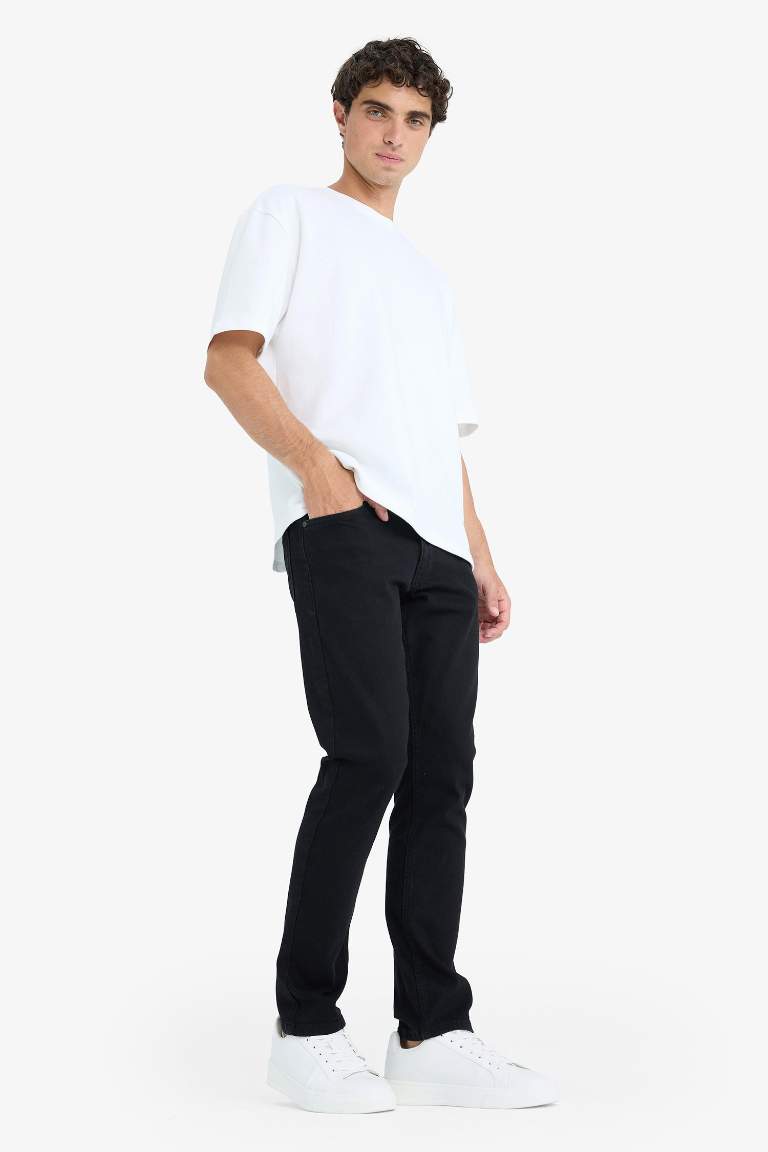 Pedro Slim Fit Dar Kalıp Normal Bel Dar Paça Jean Pantolon
