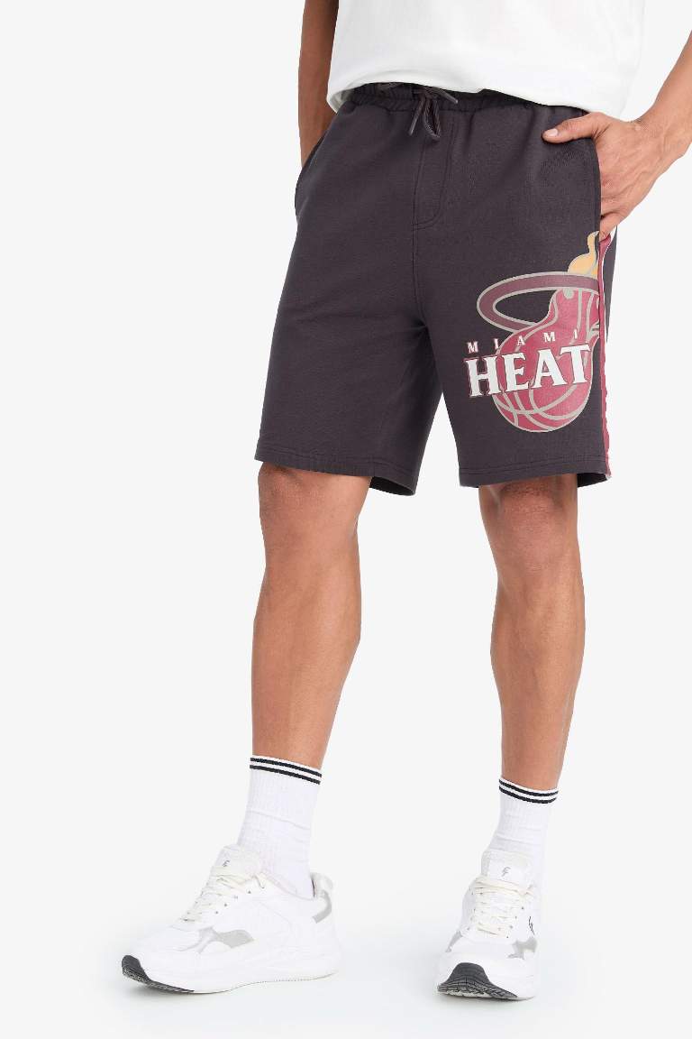 DeFactoFit стандартного кроя спортивные шорты с короткими штанинами NBA Miami Heat
