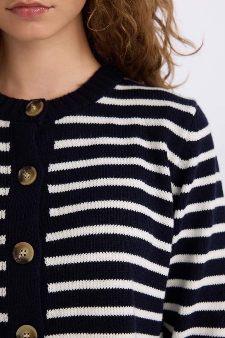 Regular Fit Striped Crew Neck Striped Knit Cardigan