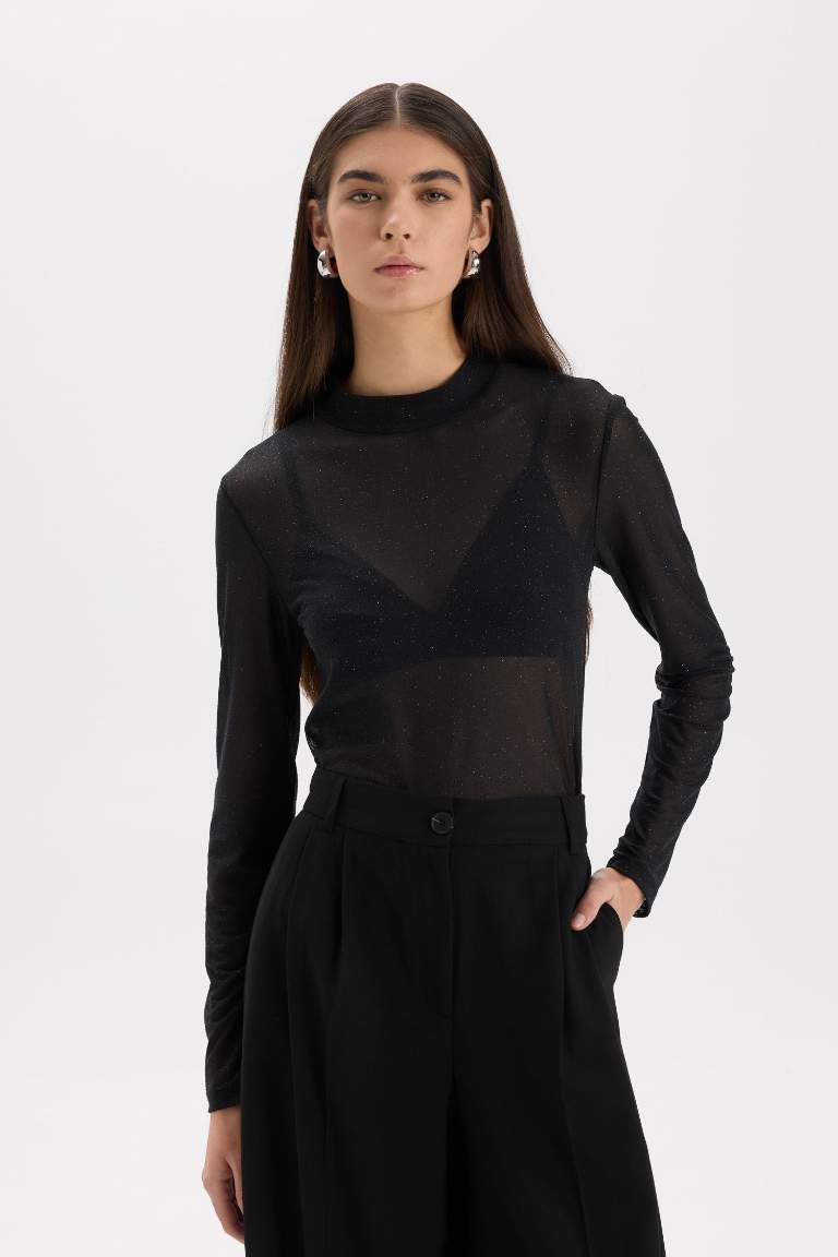 Slim Fit Dar Kesim Yarım Balıkçı Yaka Casual Tül Uzun Kollu Tişört
