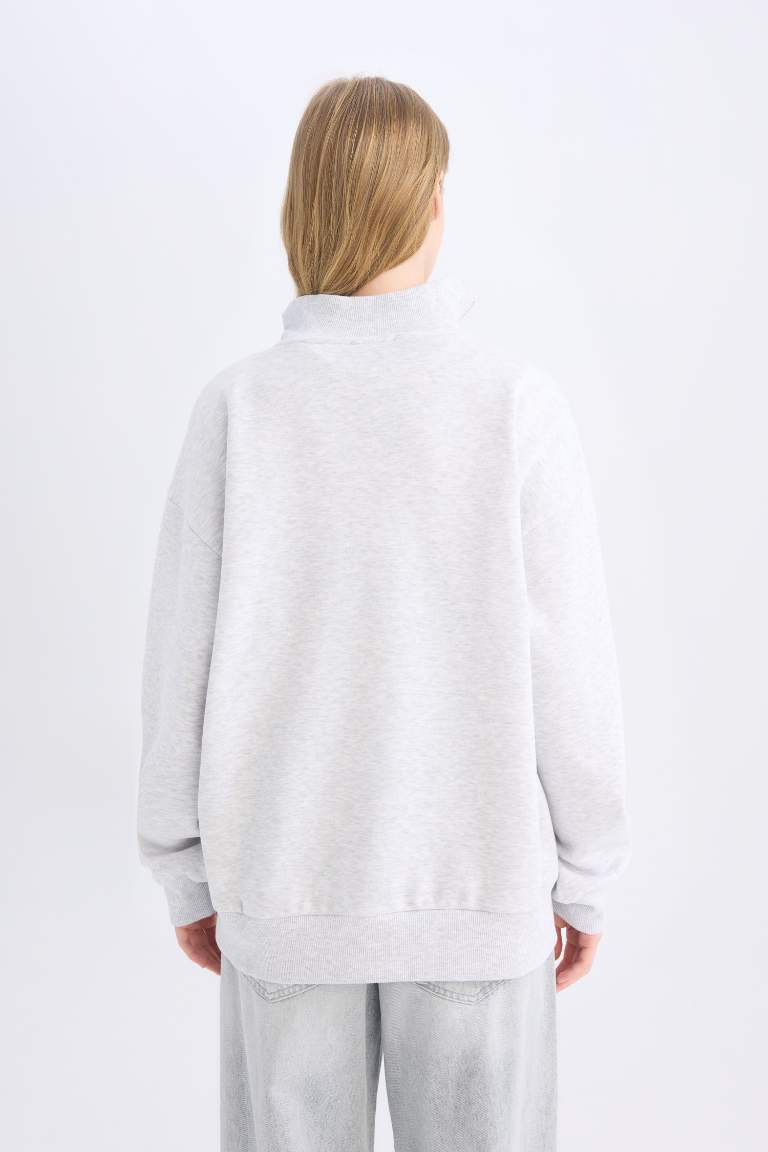 Oversize Fit Basic Sweatshirt