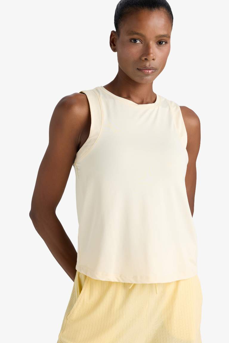 DeFactoFit Regular Fit Bisiklet Yaka Sporcu Atlet