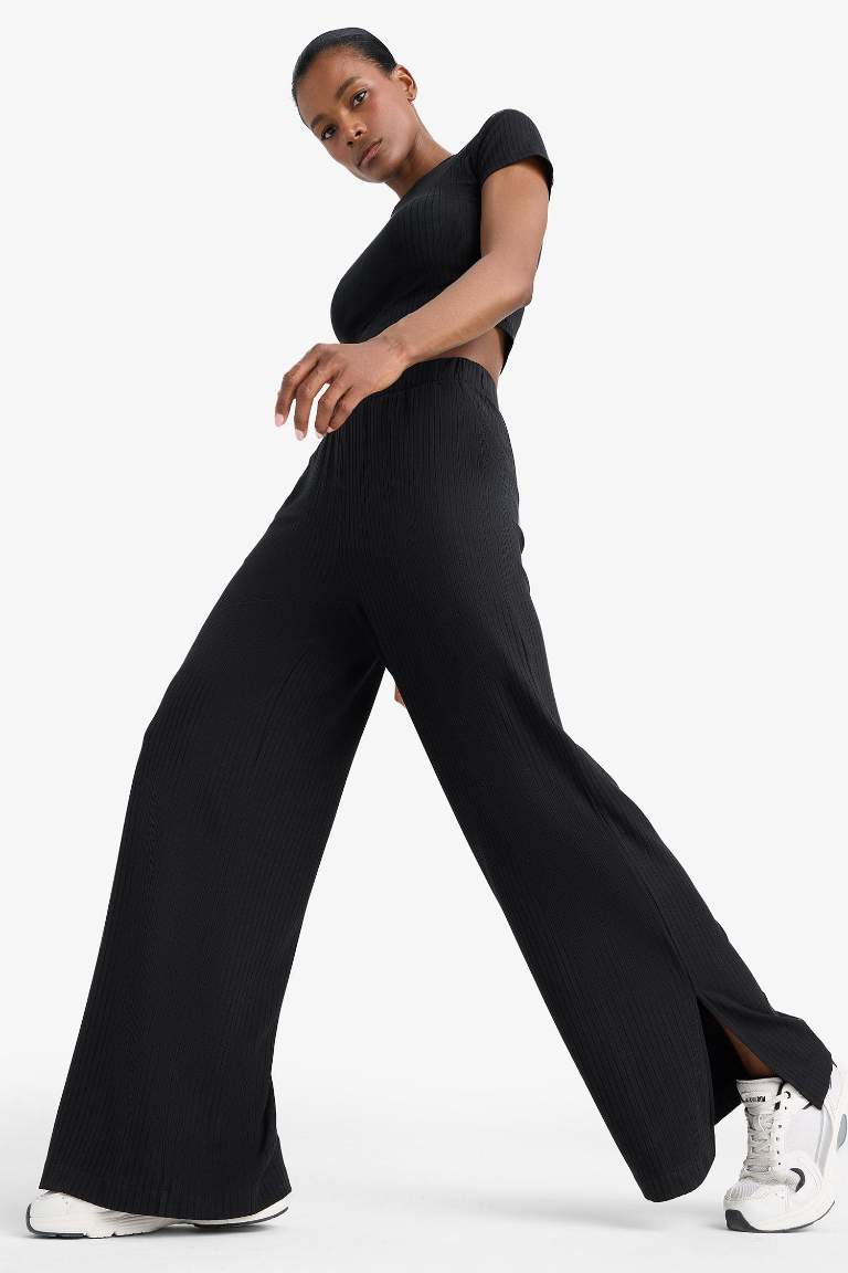 DeFactoFit Wide Leg Cepli Geniş Paça Yırtmaçlı Uzun İnce Sporcu Pantolon
