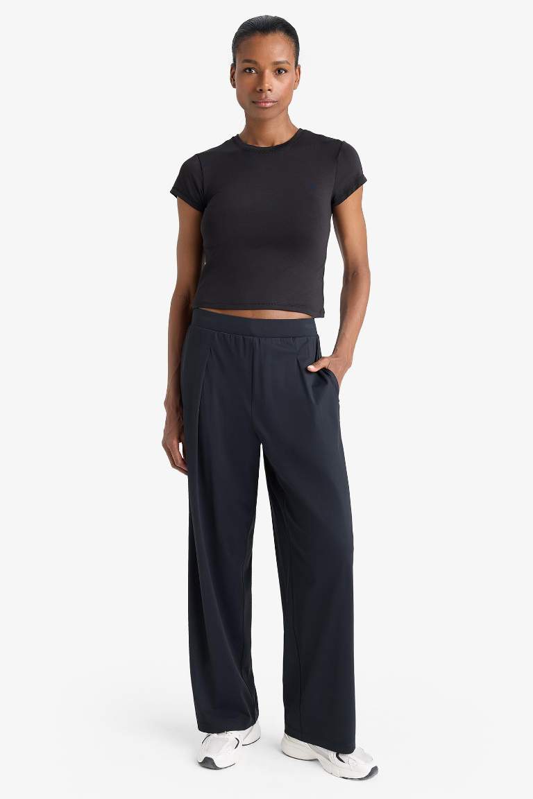 DeFactoFit Straight Fit Geniş Paça Standart Boy İnce Sporcu Pantolon