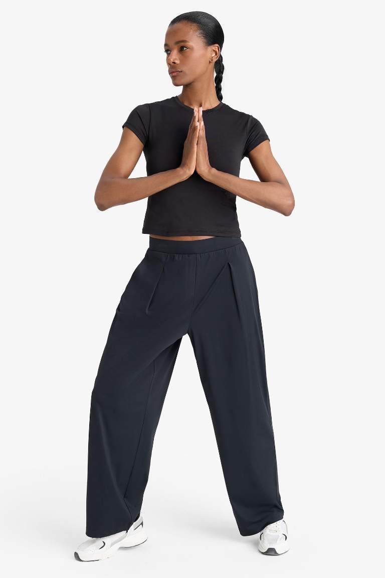 DeFactoFit Straight Fit Geniş Paça Standart Boy İnce Sporcu Pantolon