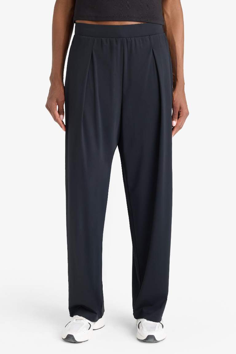 DeFactoFit Straight Fit Geniş Paça Standart Boy İnce Sporcu Pantolon