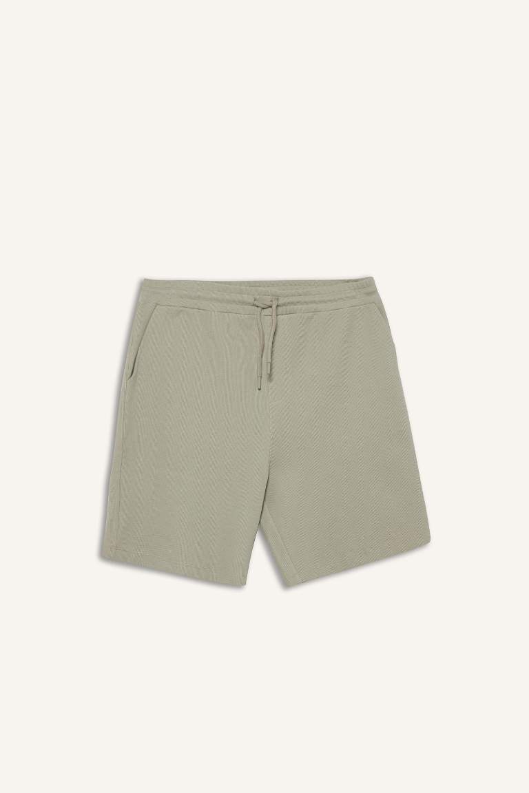 Regular Fit Dokulu Beli Bağcıklı Şort