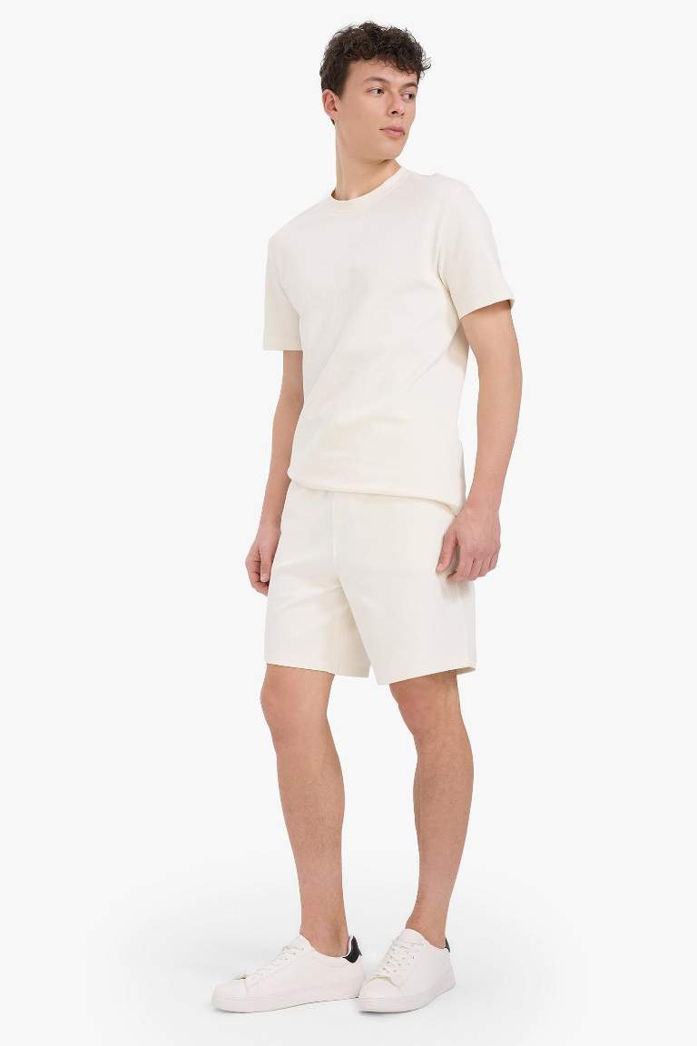 Regular Fit Dokulu Beli Bağcıklı Şort