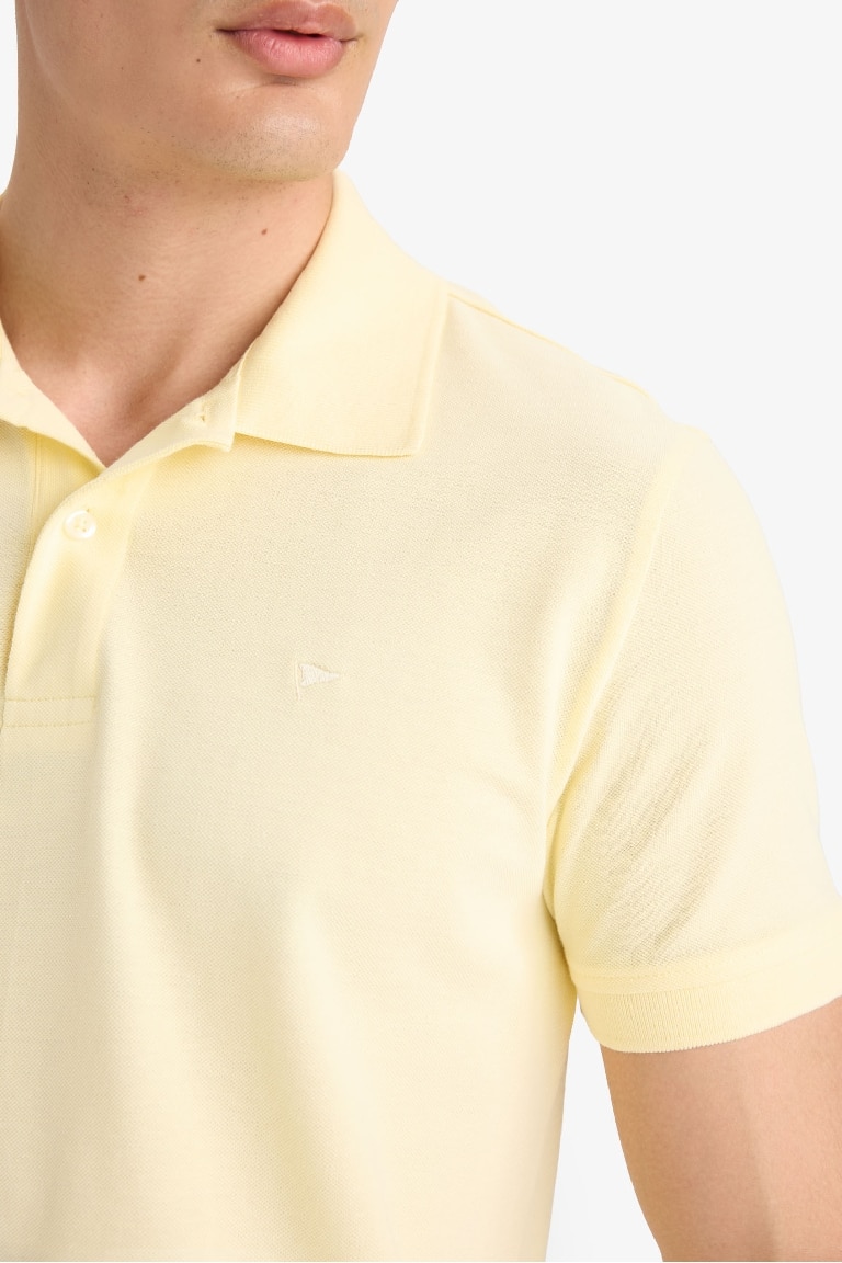 %100 Pamuk Slim Fit Dar Kesim Polo Yaka Kısa Kollu Pamuklu Nakışlı Pike Tişört