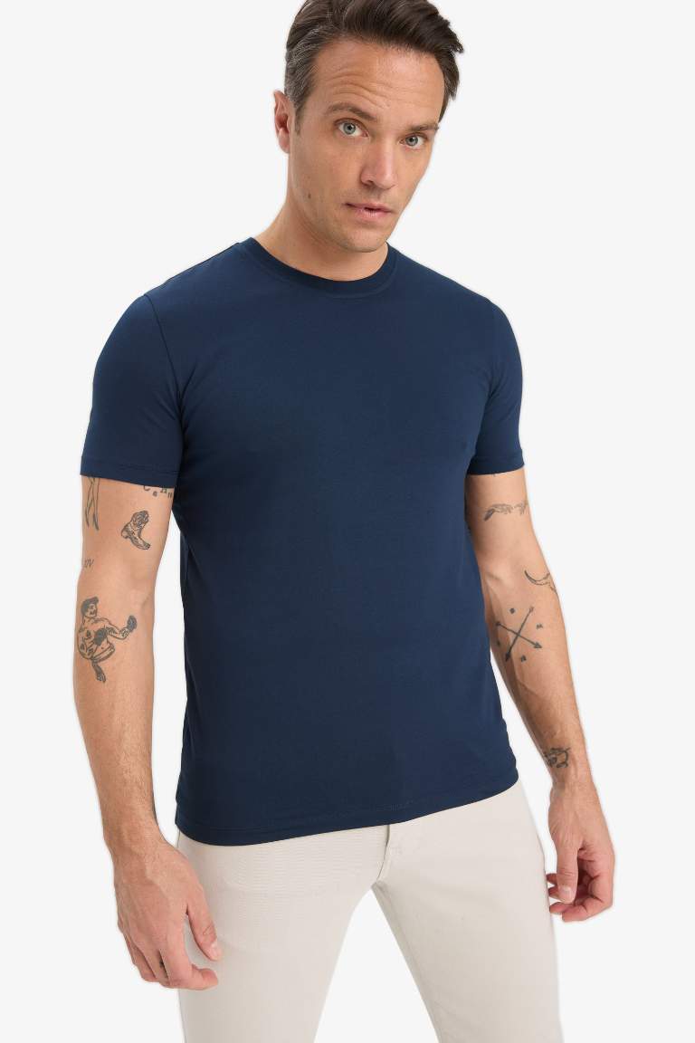 Slim Fit Dar Kesim Bisiklet Yaka Esnek Kumaş Kısa Kollu Tişört
