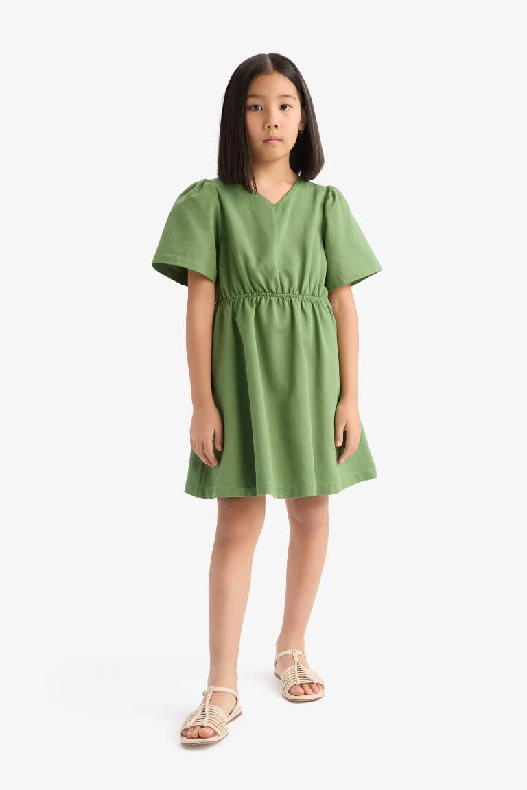 Robe en gabardine à col en V et manches courtes Coupe standard pour fille