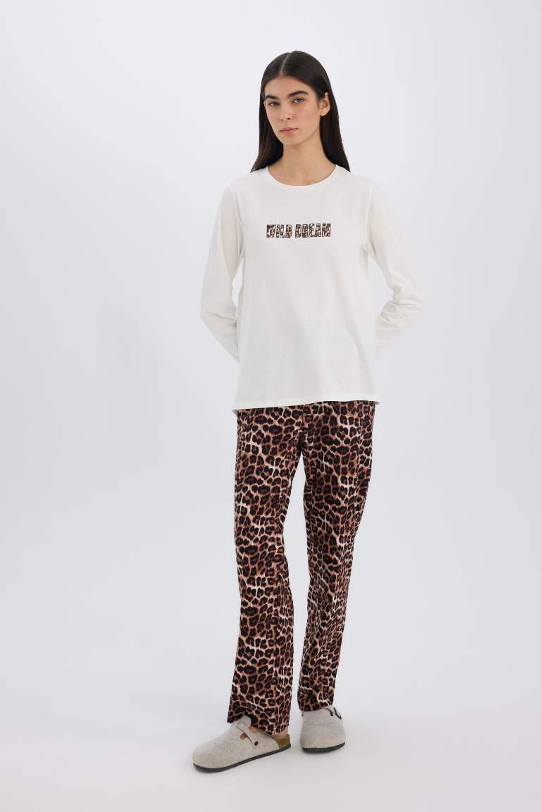 Fall in Love Leopard Patterned Top Bottom 2 Piece Pajama Set