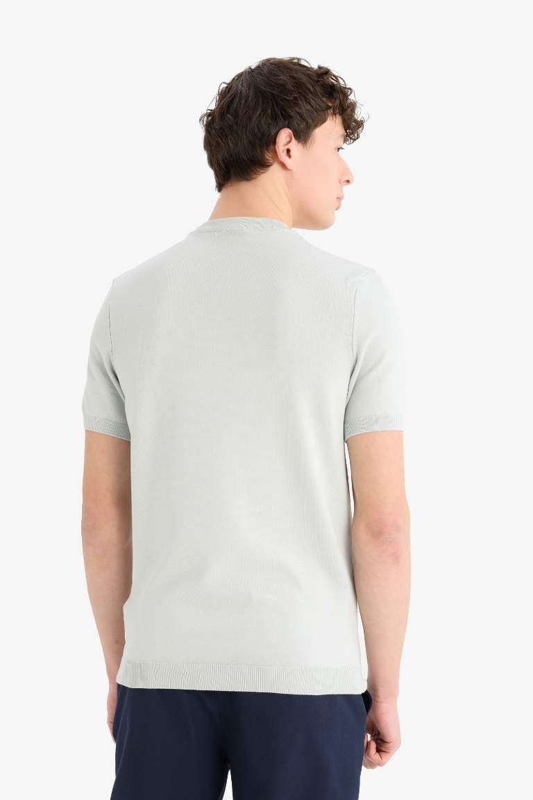 Standard Fit Crew Neck Knitwear T-Shirt