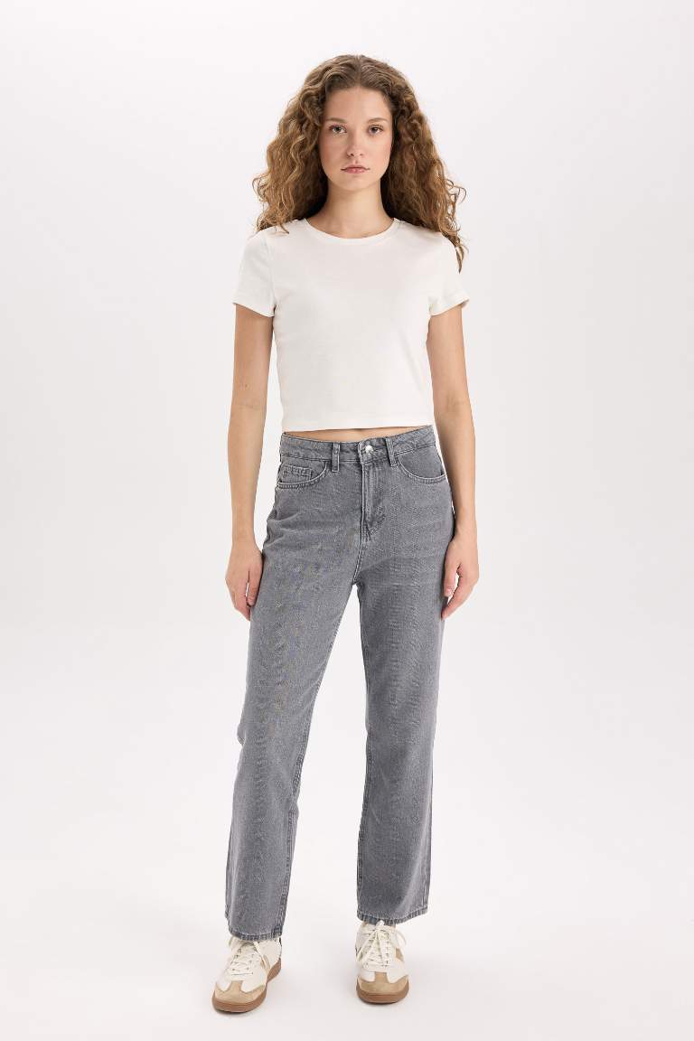 Straight Fit Yüksek Bel Bilek Boy Jean Yıkamalı Pantolon