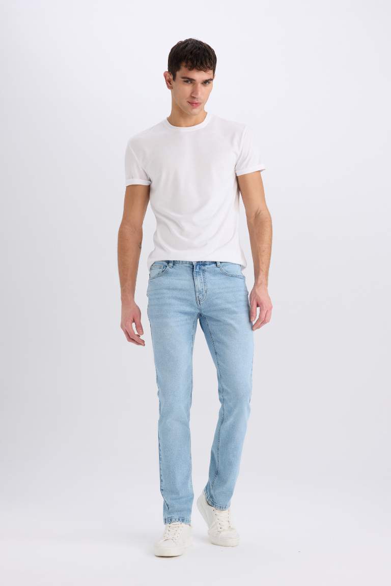 Pantalon Jean à coupe slim