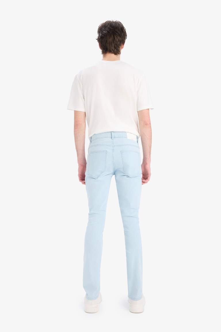 Джинсы Pedro slim fit с нормальной талией и узкими брюками