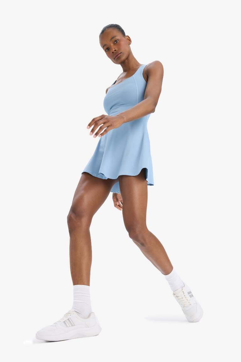 DeFactoFit Standart Fit Kalın Askılı İçi Kısa Taytlı Tenis Elbisesi