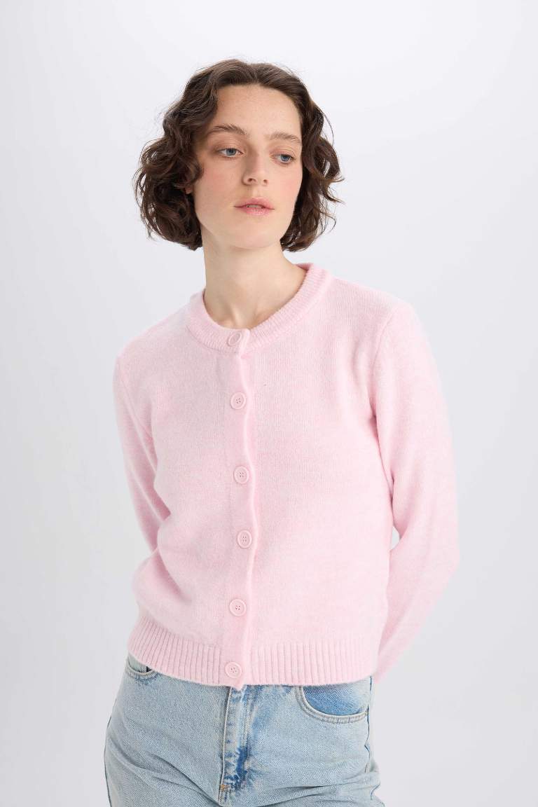 Regular Fit Crew Neck Basic Buttoned Soft Touch Knit Cardigan