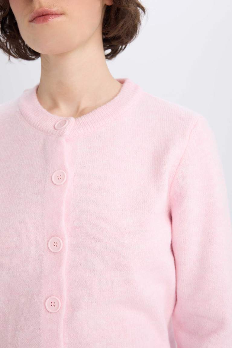 Regular Fit Crew Neck Basic Buttoned Soft Touch Knit Cardigan