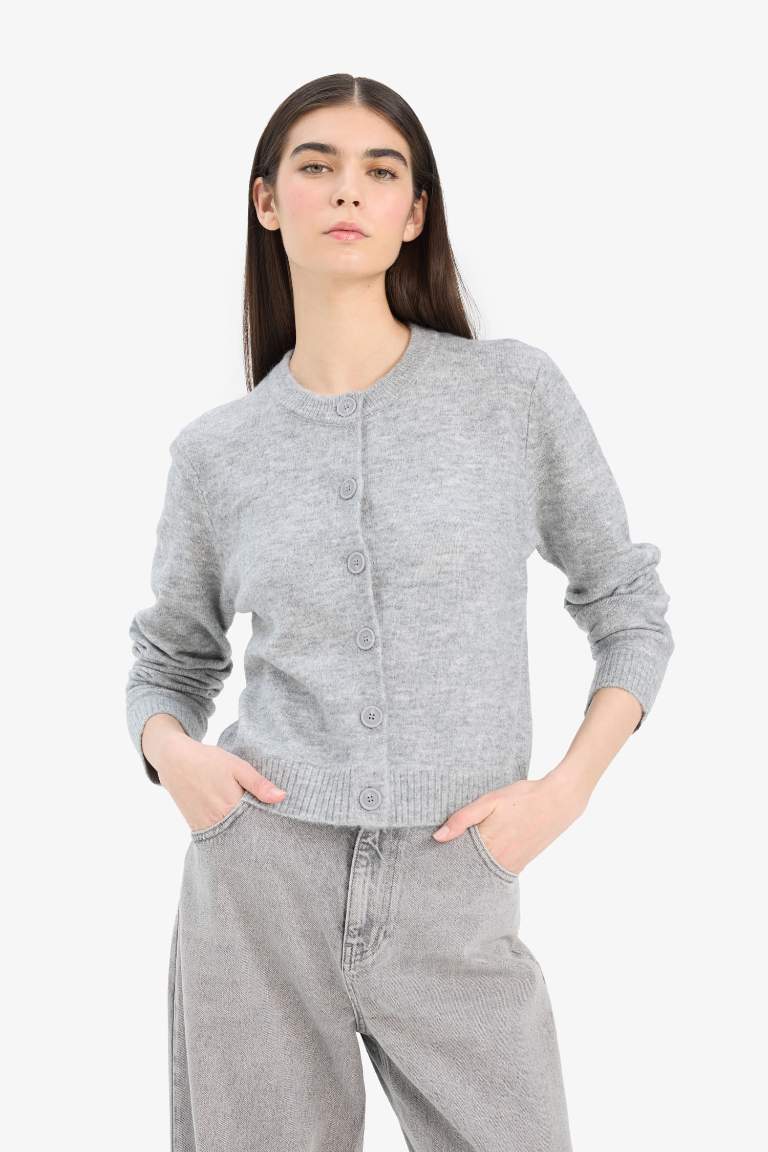 Regular Fit Bisiklet Yaka Basic Düz Düğmeli Soft Touch Yumuşak Triko Hırka