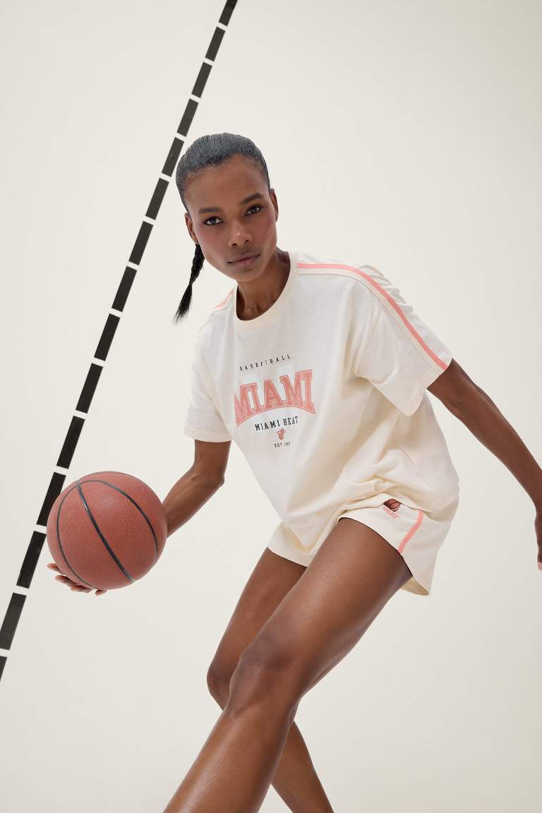 DeFactoFit NBA Miami Heat Oversize футболка с круглым вырезом и коротким рукавом