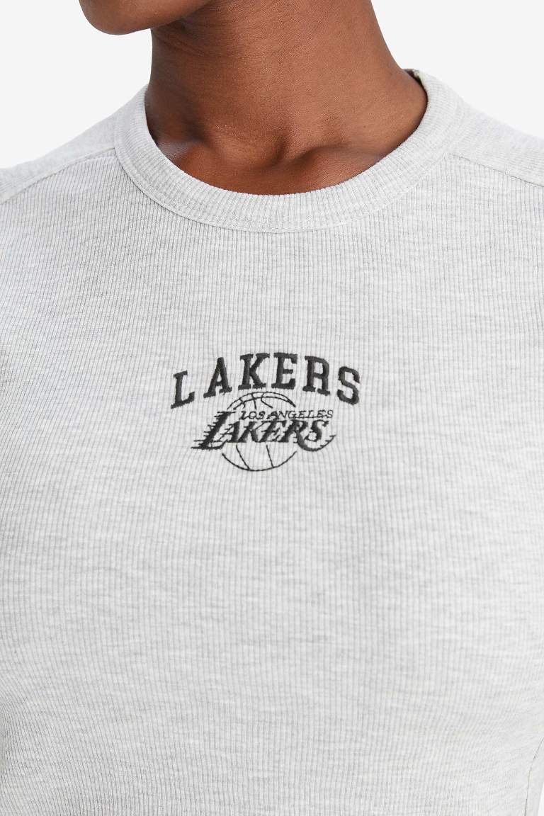 DeFactoFit NBA Los Angeles Lakers Standard Fit Embroidered T-Shirt