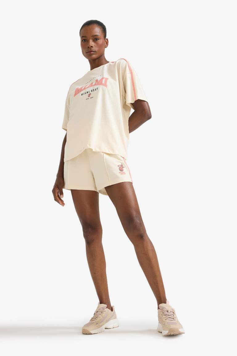 DeFactoFit NBA Miami Heat Standart Fit Kısa Paça Şort