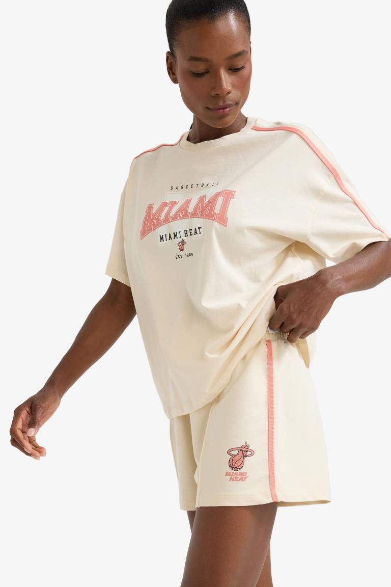 DeFactoFit NBA Miami Heat Standart Fit Kısa Paça Şort