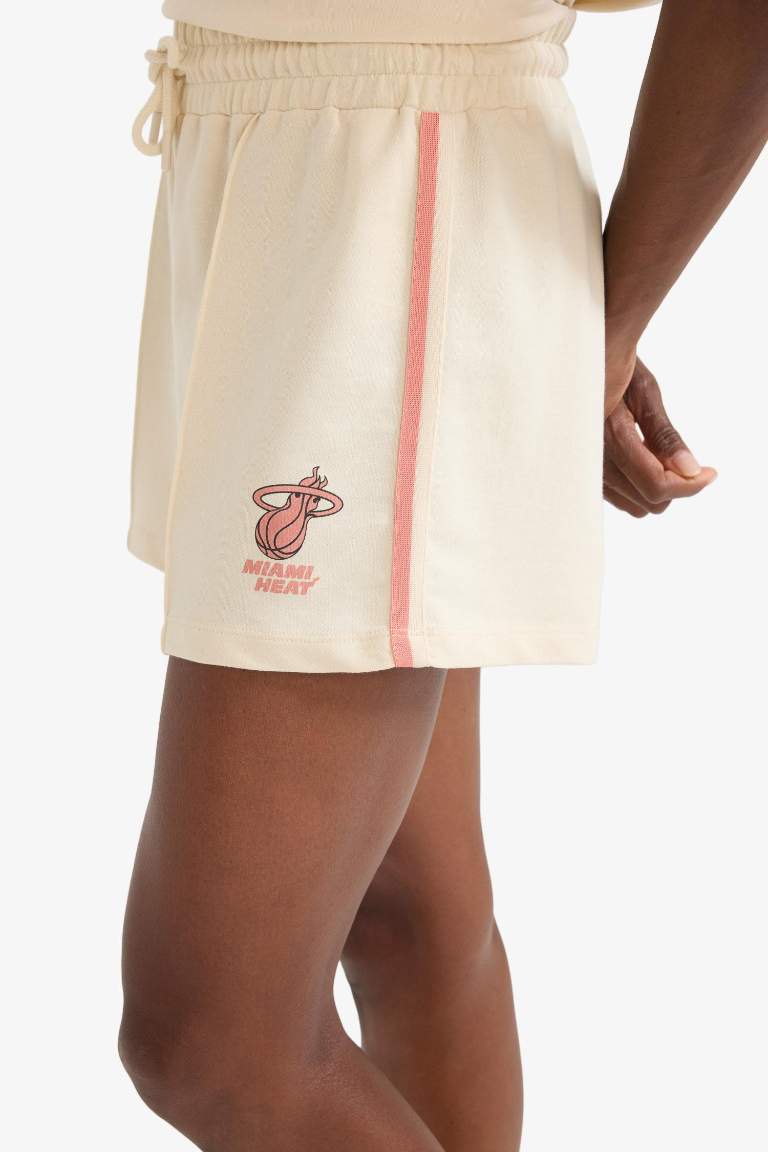 DeFactoFit NBA Miami Heat Standart Fit Kısa Paça Şort