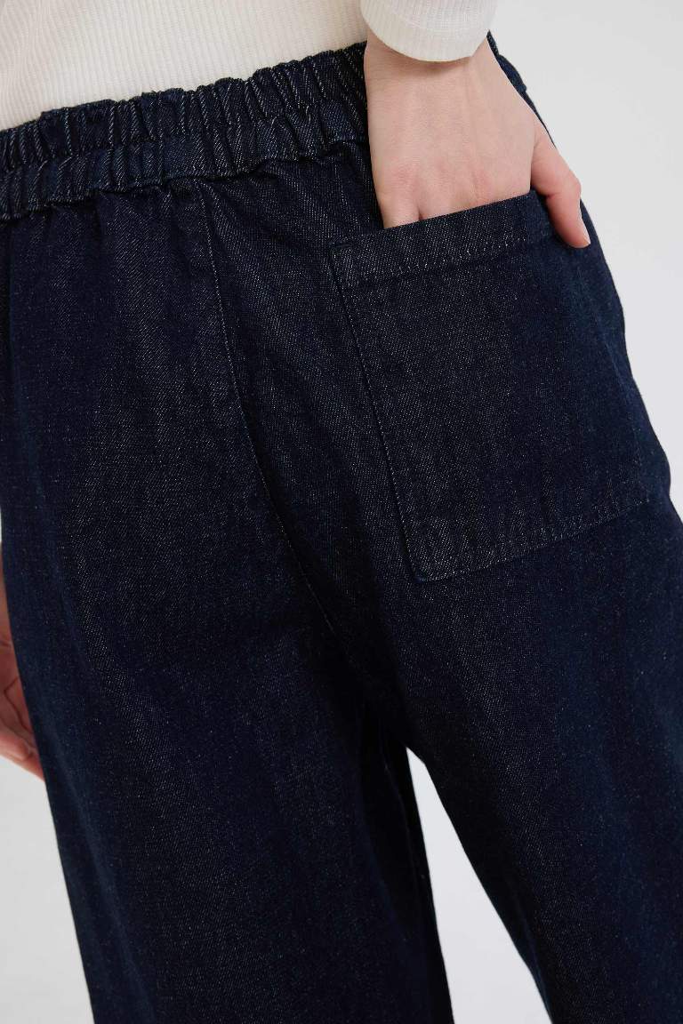 Pantalon Jean à taille élastique avec poches Coupe barrel fit