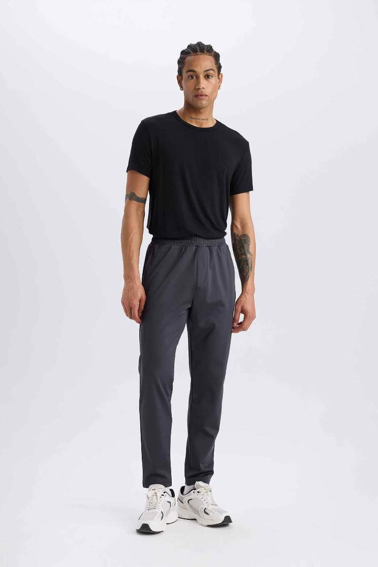 DeFactoFit Sporcu Jogger Eşofman Altı Slim Fit Dar Kesim Standart Paça Skuba Dalgıç Kumaş Beli Lastikli Düz Paça