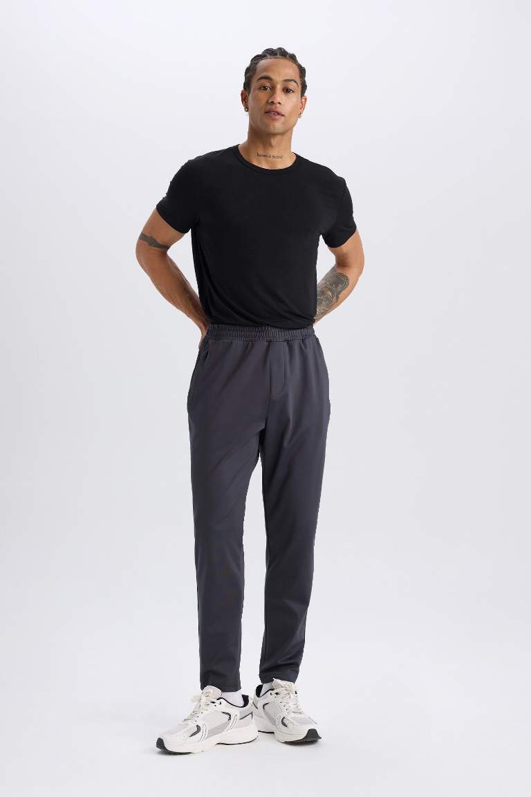 DeFactoFit Sporcu Jogger Eşofman Altı Slim Fit Dar Kesim Standart Paça Skuba Dalgıç Kumaş Beli Lastikli Düz Paça