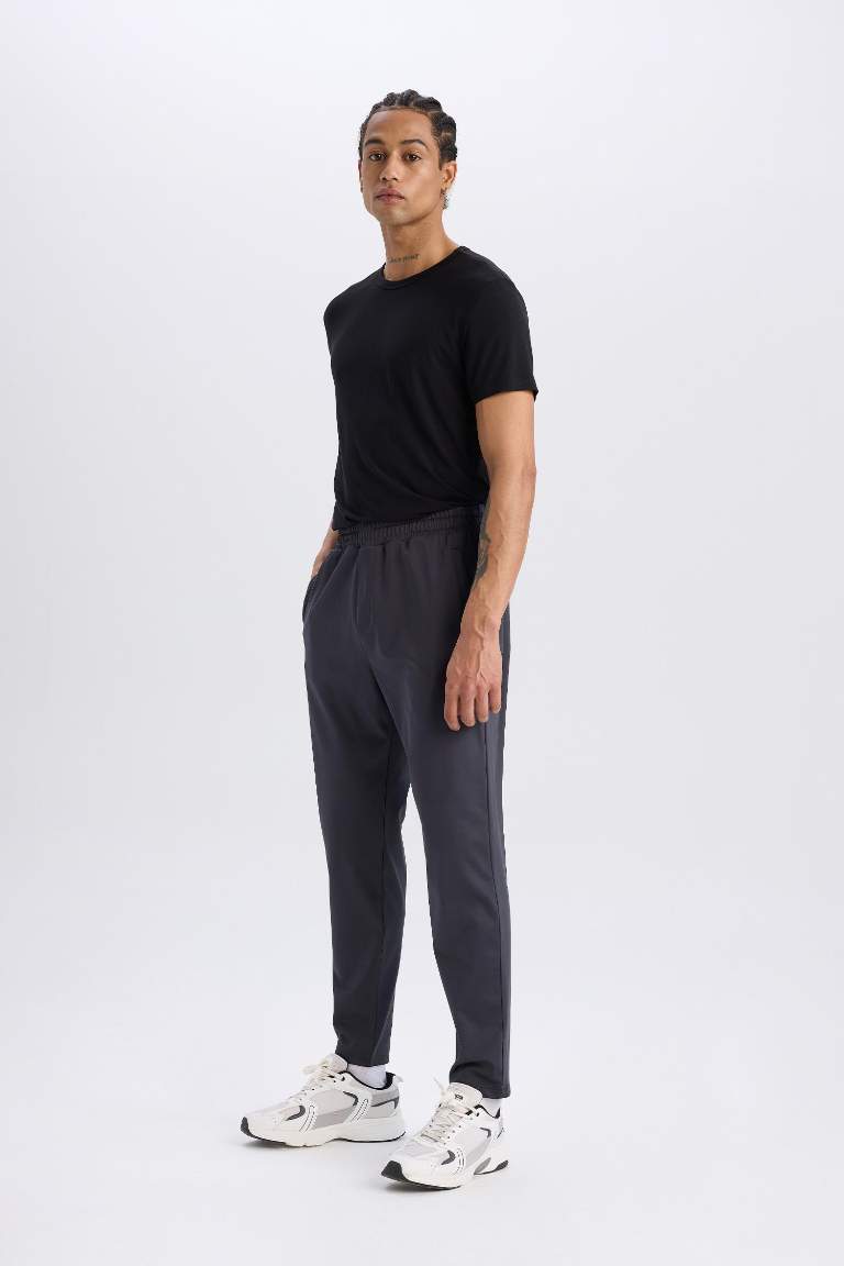 DeFactoFit Sporcu Jogger Eşofman Altı Slim Fit Dar Kesim Standart Paça Skuba Dalgıç Kumaş Beli Lastikli Düz Paça