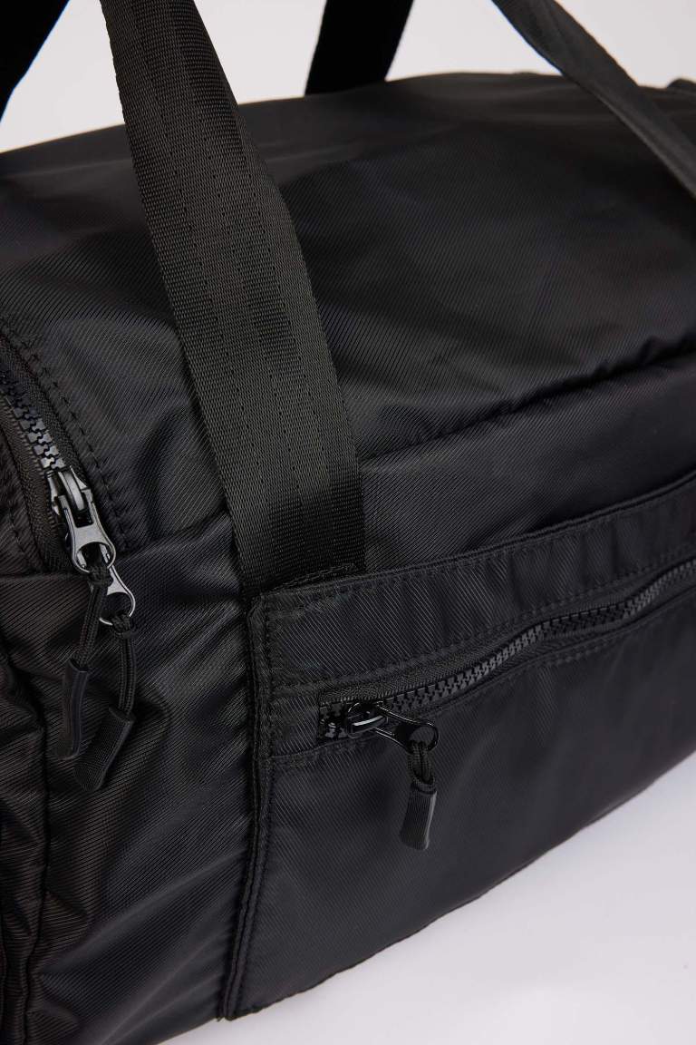 Man Twill Sports and Travel Bag