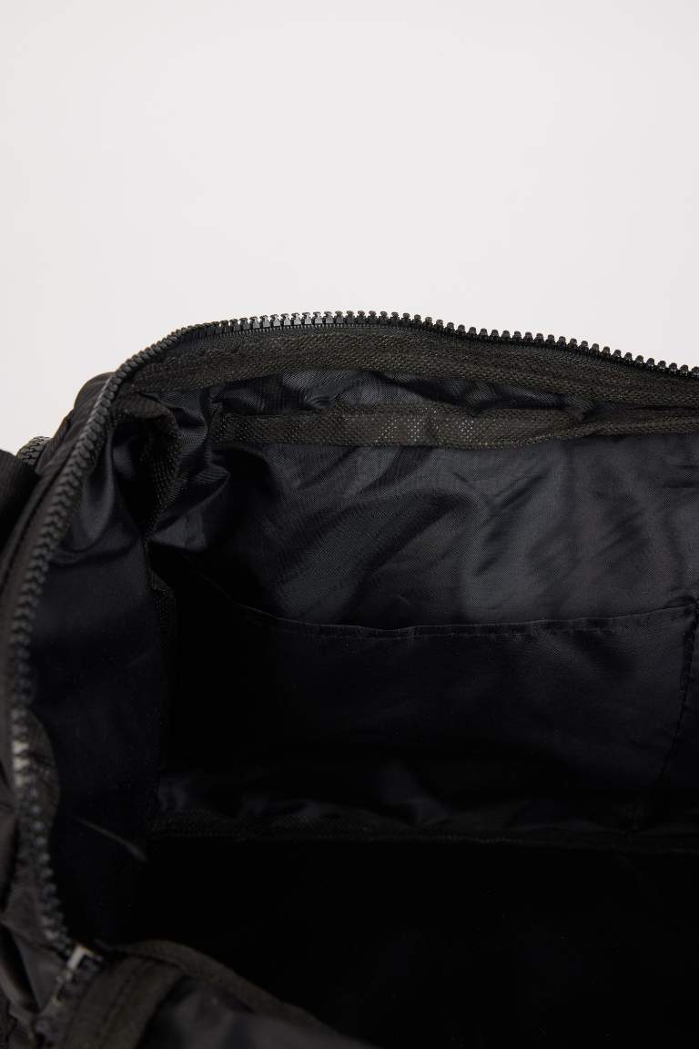 Man Twill Sports and Travel Bag