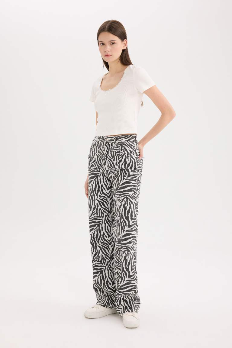 Straight Fit Zebra Desenli Gabardine Trousers