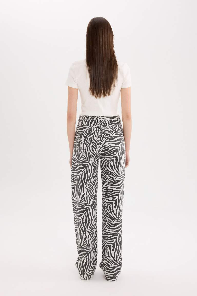 Straight Fit Zebra Desenli Gabardine Trousers