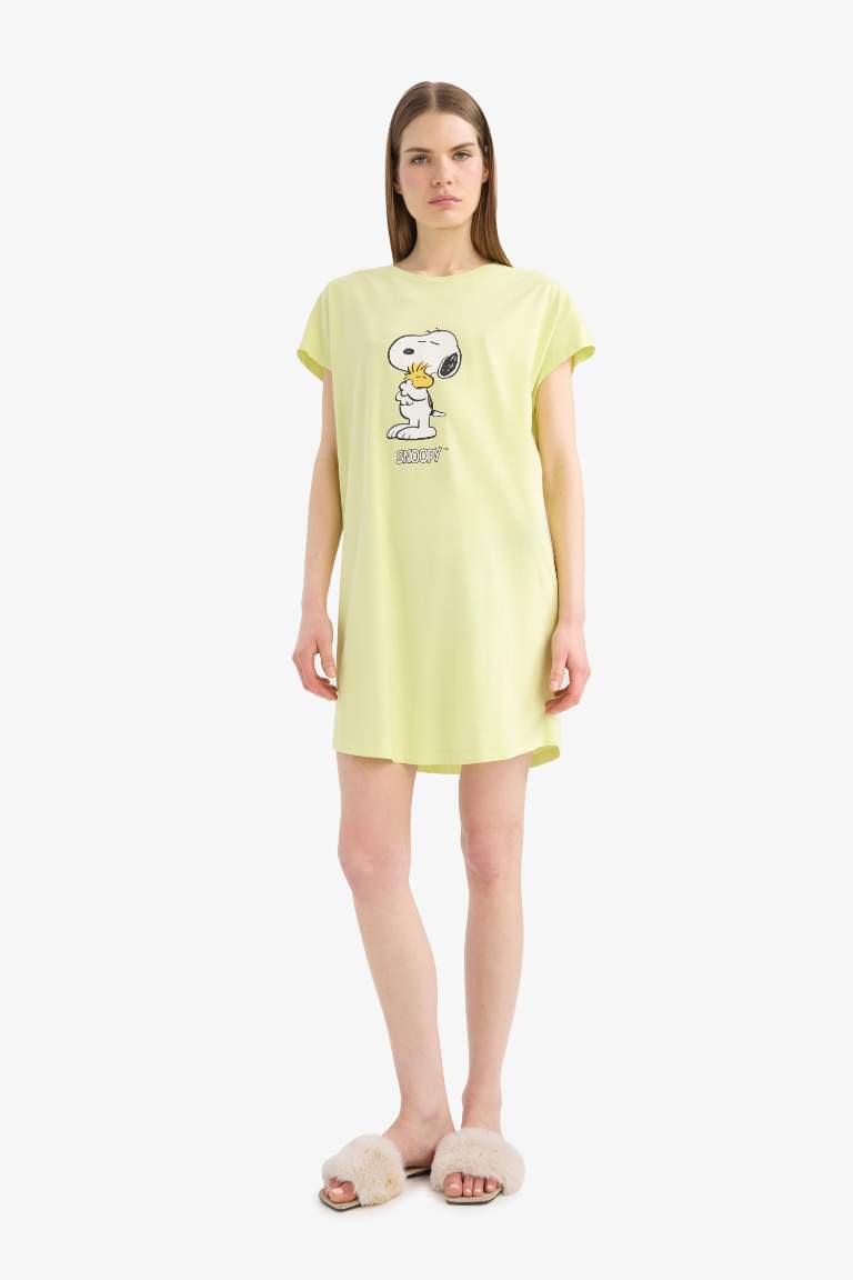 Fall in Love Snoopy қалыпты пішім дөңгелек жаға қысқа жеңді Трикотаж көйлек