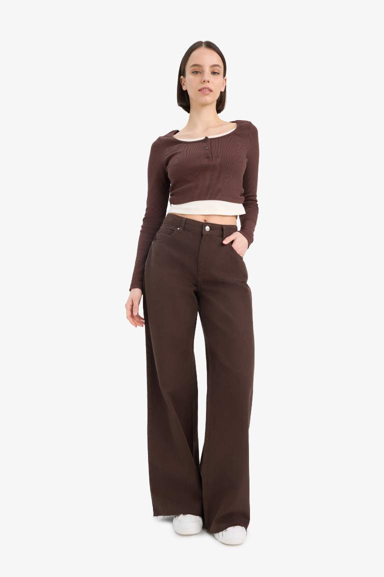 Wide Leg Gabardine Trousers